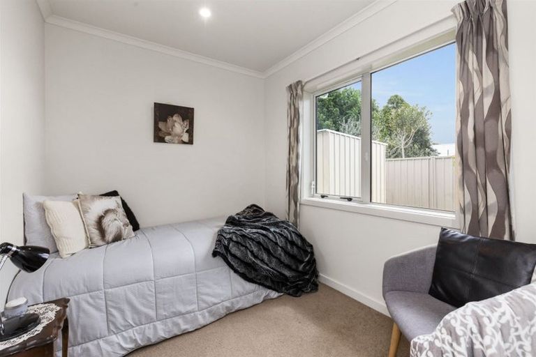 Photo of property in 5 Gregory Grove, Clive, 4102