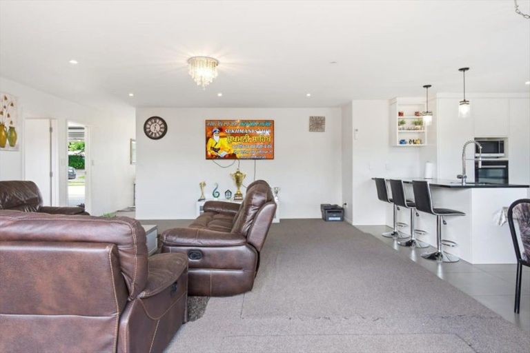 Photo of property in 1 Gisborne Road, Te Puke, 3119