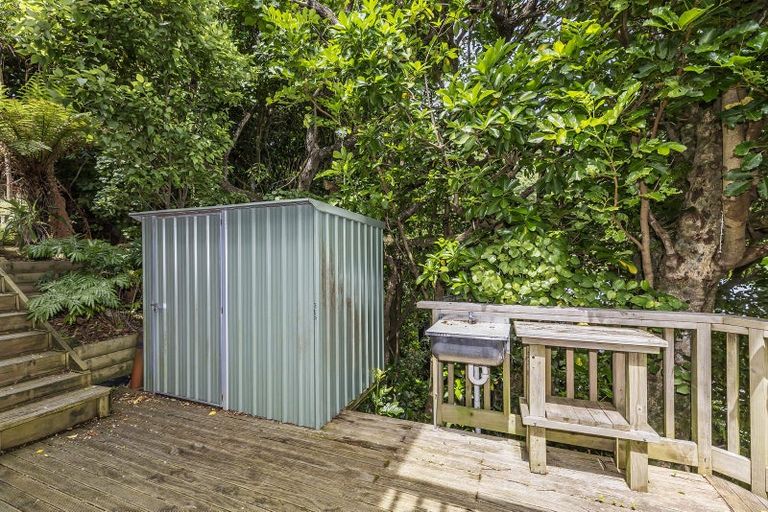 Photo of property in 3a Roys Road, Plimmerton, Porirua, 5026