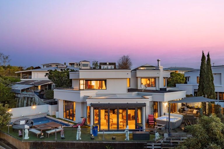 Photo of property in 128b Thompson Road, Bluff Hill, Napier, 4110