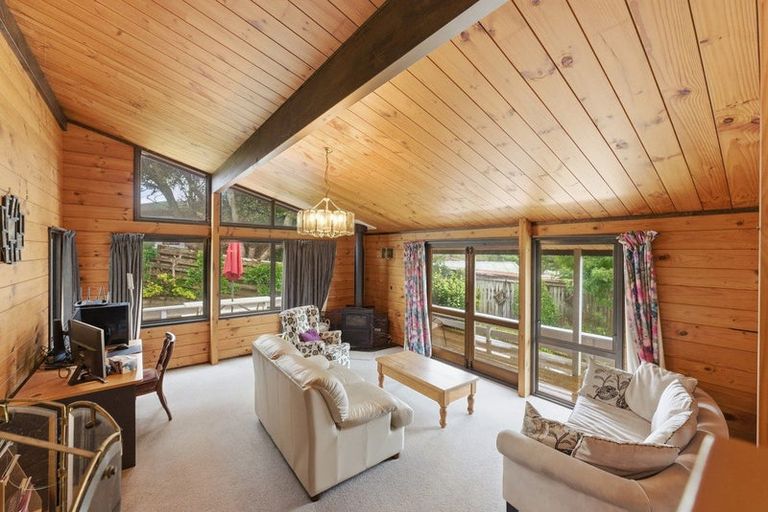 Photo of property in 10a Virginia Place, Whalers Gate, New Plymouth, 4310