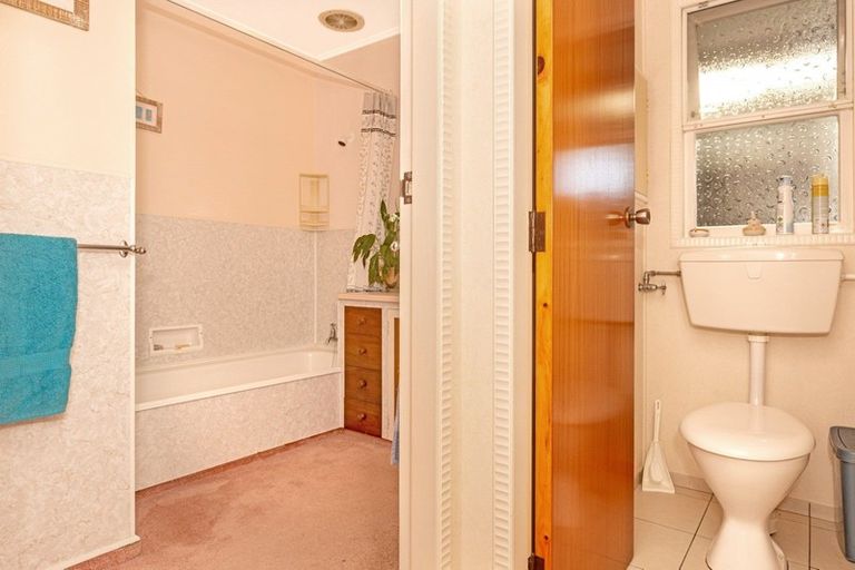 Photo of property in 5 Toru Street, Makaraka, Gisborne, 4010