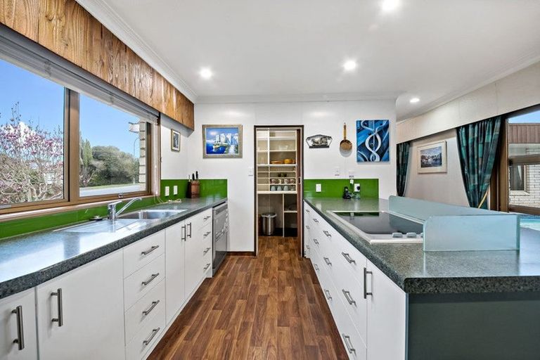 Photo of property in 122 Edinburgh Street, Pukekohe, 2120