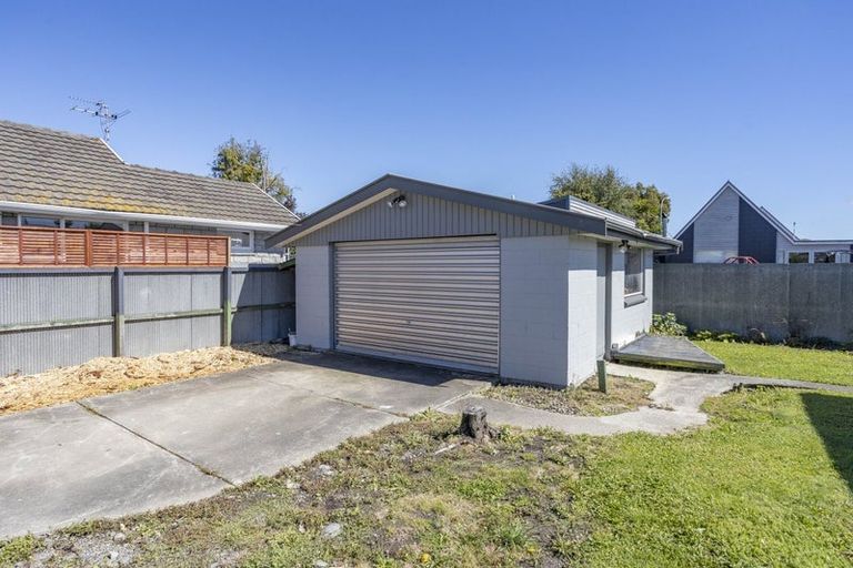Photo of property in 4 Coates Place, Rangiora, 7400