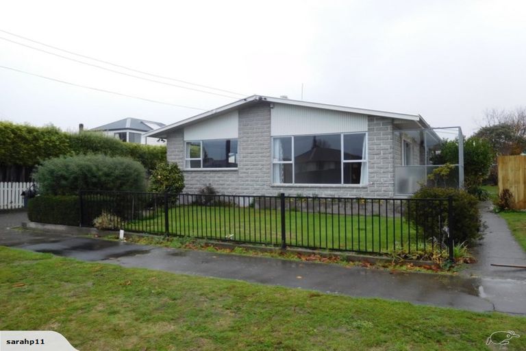 Photo of property in 13 Lake Terrace Road, Burwood, Christchurch, 8061