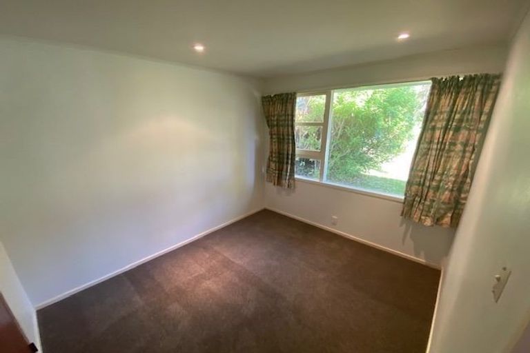Photo of property in 8 Arapiko Street, Johnsonville, Wellington, 6037