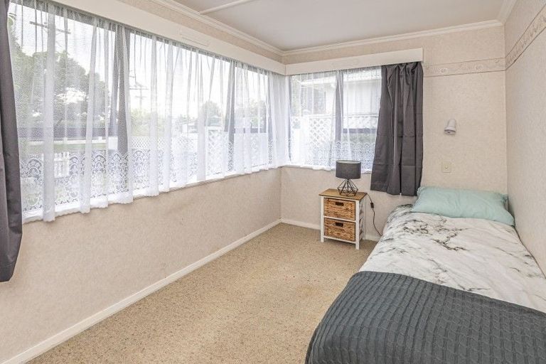 Photo of property in 9 Swiss Avenue, Gonville, Whanganui, 4501