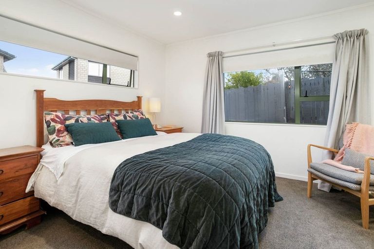 Photo of property in 2/251 Pakuranga Road, Pakuranga, Auckland, 2010