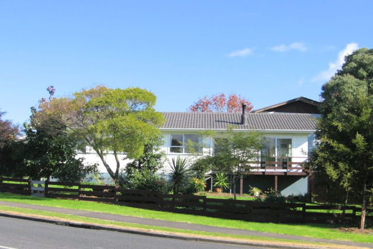 Photo of property in 50 Diorella Drive, Clover Park, Auckland, 2019