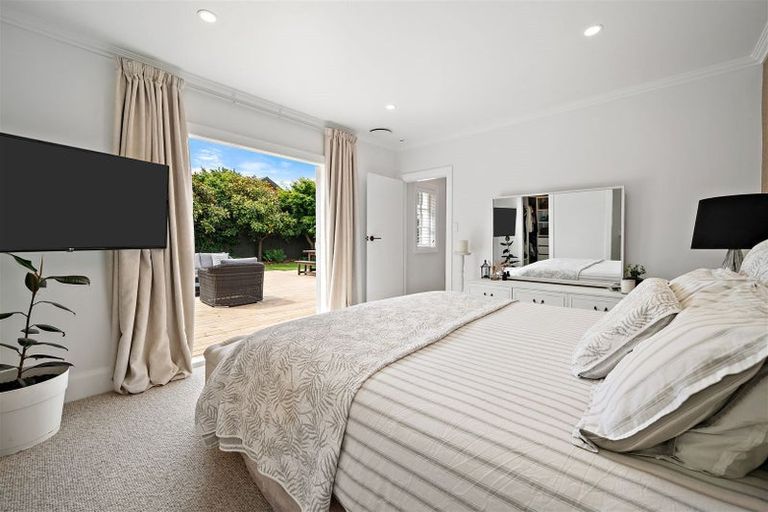 Photo of property in 35 Alpha Avenue, Strowan, Christchurch, 8052