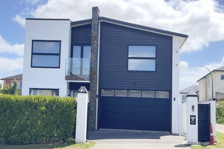Photo of property in 10 Kerrykeel Drive, Flat Bush, Auckland, 2019