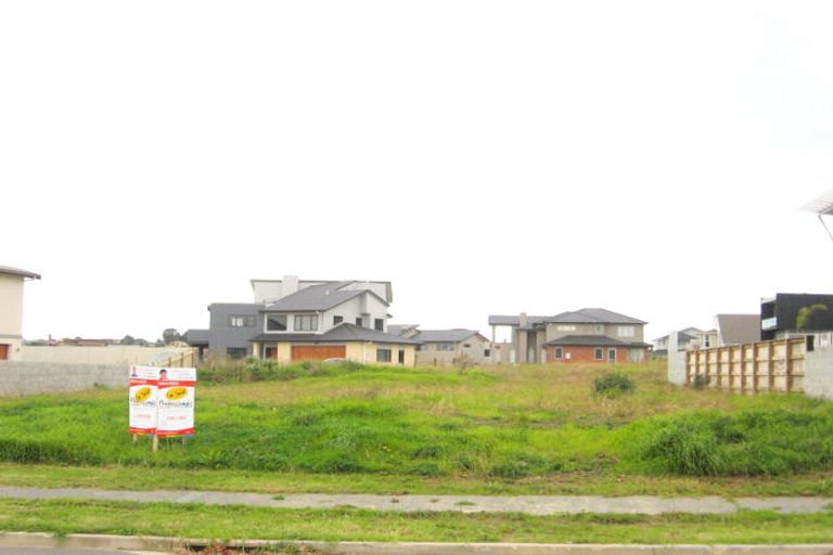 Photo of property in 31 Compass Way, Half Moon Bay, Auckland, 2012