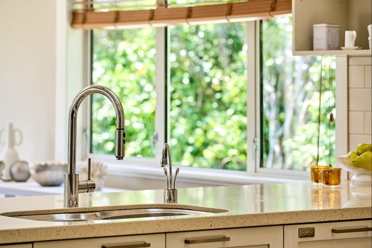 Photo of property in 5 Cheviot Road, Lowry Bay, Lower Hutt, 5013