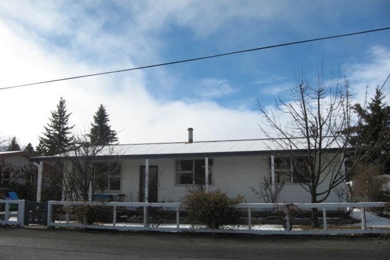 Photo of property in 4 Tekapo Drive, Twizel, 7901
