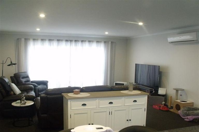 Photo of property in 505b Saint Aubyn Street East, Hastings, 4122