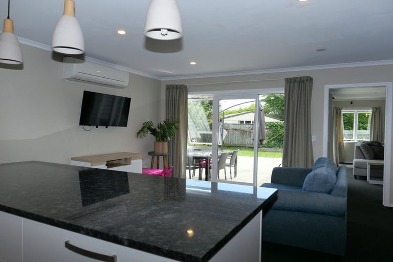 Photo of property in 37 Gallipoli Place, Paraparaumu, 5032