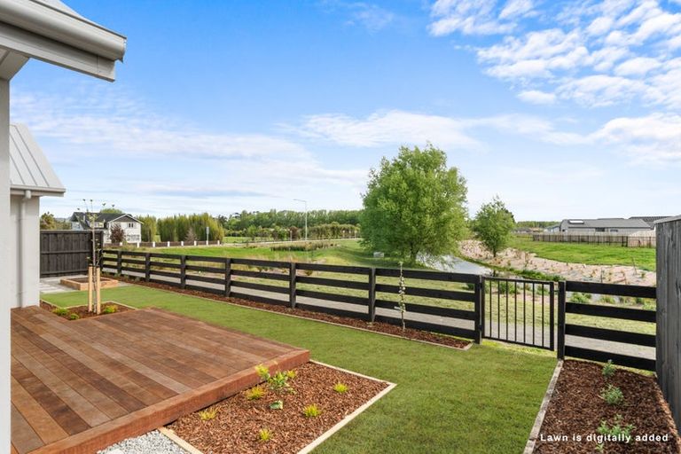 Photo of property in 3 Waianiwa Place, Burwood, 8083