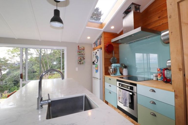 Photo of property in 37 Adams Road, Thornton Bay, Thames, 3575