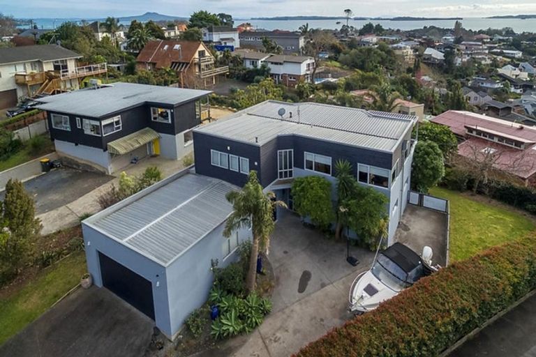 Photo of property in 12 Haseler Crescent, Howick, Auckland, 2014
