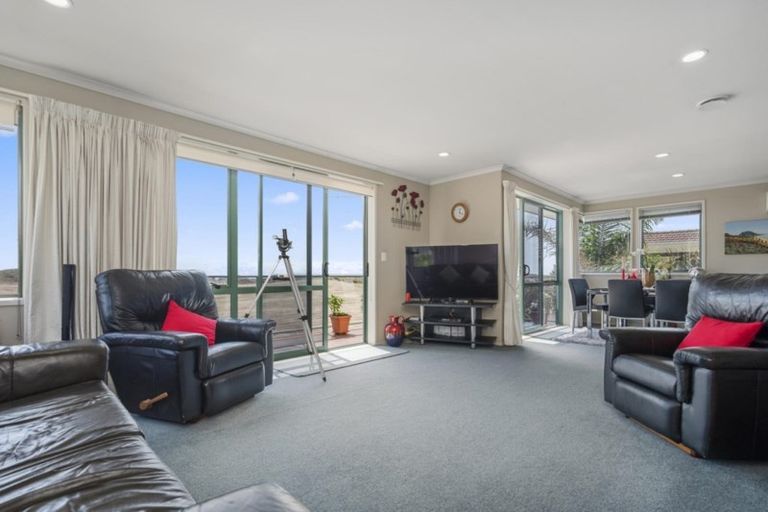 Photo of property in 24 Mauritius Key, Papamoa Beach, Papamoa, 3118