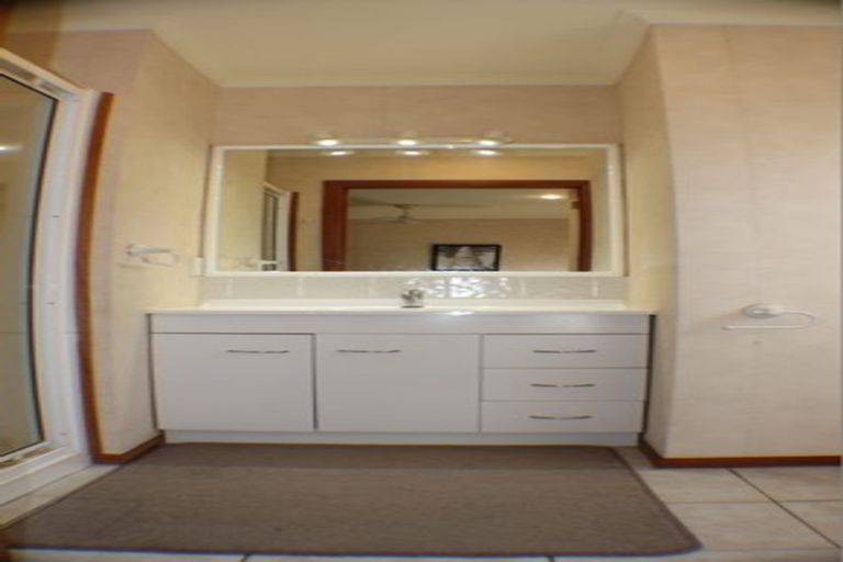 Photo of property in 21 Lamia Grove, Papamoa Beach, Papamoa, 3118