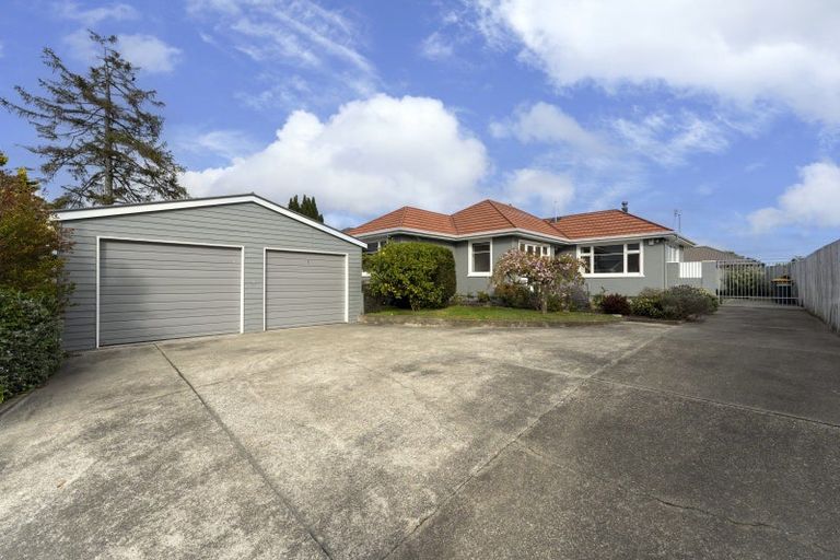 Photo of property in 301 Wainoni Road, Avondale, Christchurch, 8061