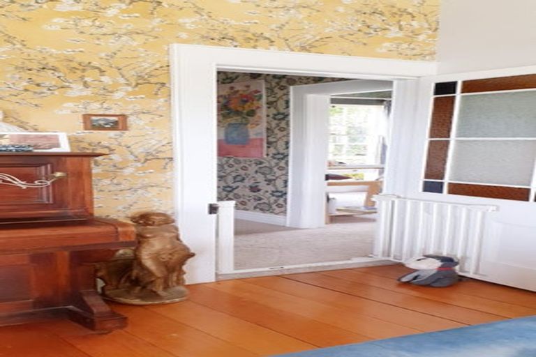 Photo of property in 14 Maning Street, Kohukohu, 0491