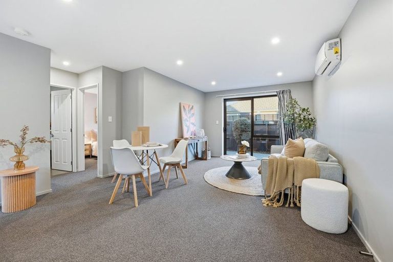 Photo of property in 1/137 Maidstone Road, Ilam, Christchurch, 8041