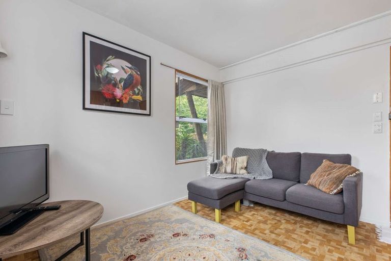 Photo of property in 1/31 Savoy Road, Glen Eden, Auckland, 0602