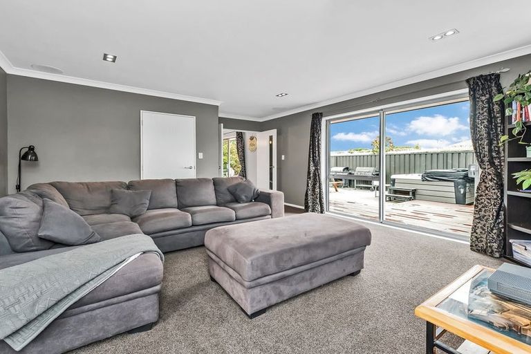 Photo of property in 10b Jozecom Place, Rolleston, 7614