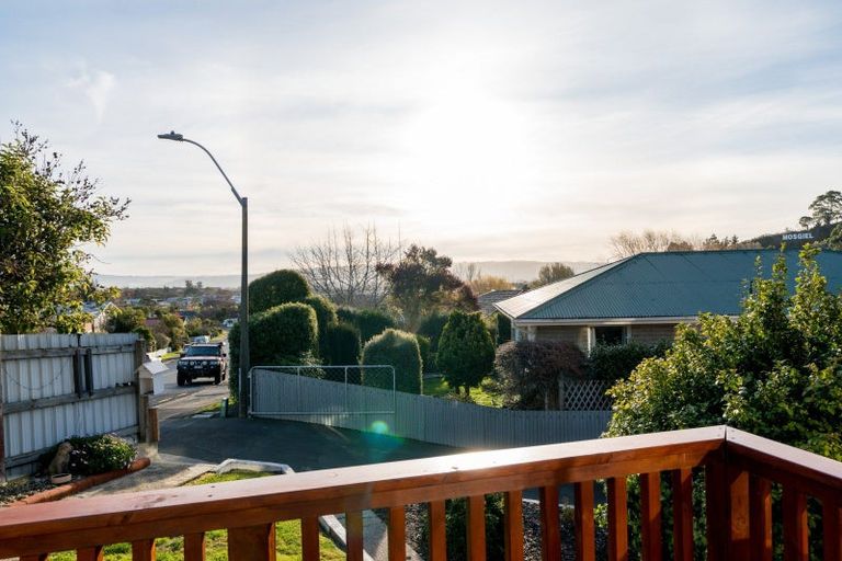 Photo of property in 1 Kinmont Crescent, Kinmont Park, Mosgiel, 9024