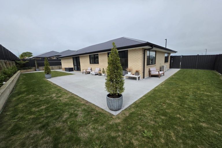 Photo of property in 13 Royal Oak Crescent, Holmes Hill, Oamaru, 9401
