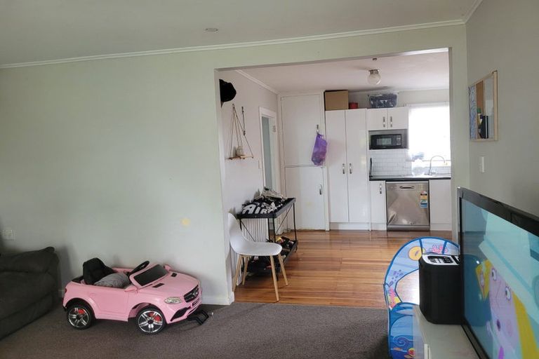 Photo of property in 1/72 Gloucester Road, Manurewa, Auckland, 2102