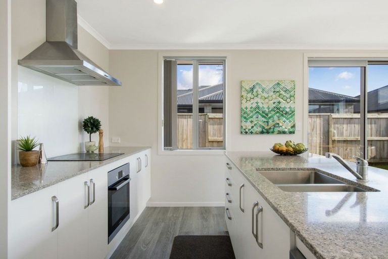 Photo of property in 10a Park Road, Katikati, 3129