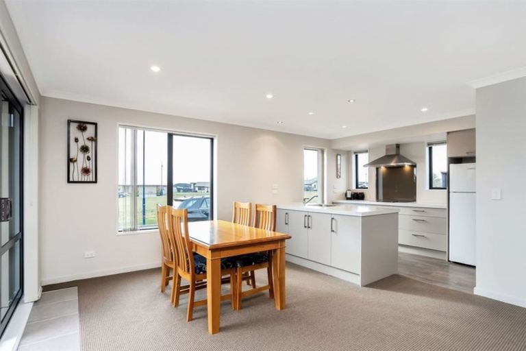 Photo of property in 9 Kahu Street, Pegasus, 7612