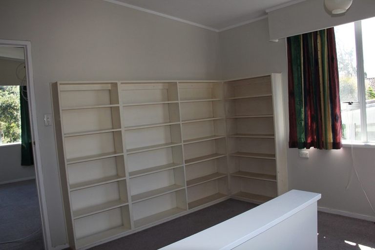 Photo of property in 28 Glynnbrooke Street, Te Atatu South, Auckland, 0610