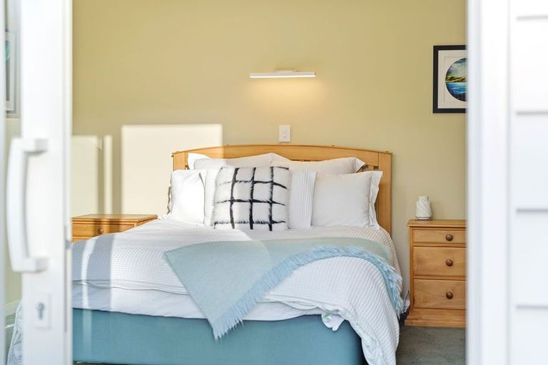 Photo of property in 22 Manly Street, Paraparaumu Beach, Paraparaumu, 5032