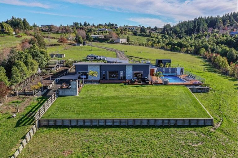 Photo of property in 67 Chaytor Road, Upper Moutere, 7173