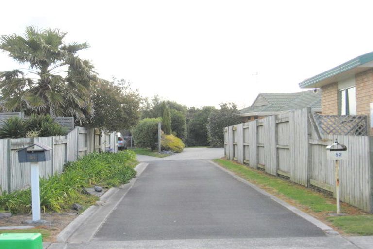 Photo of property in 52 Kane Road, Papamoa Beach, Papamoa, 3118