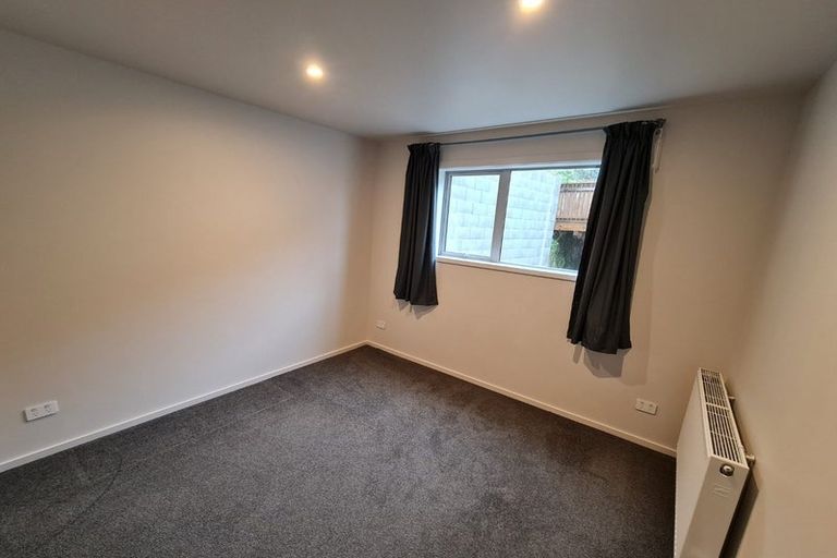 Photo of property in 18a Rarangi Way, Owhiro Bay, Wellington, 6023