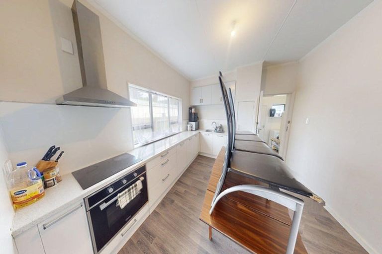 Photo of property in 74a Cornfoot Street, Castlecliff, Whanganui, 4501