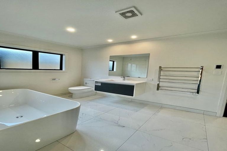 Photo of property in 99c Linton Street, West End, Palmerston North, 4410