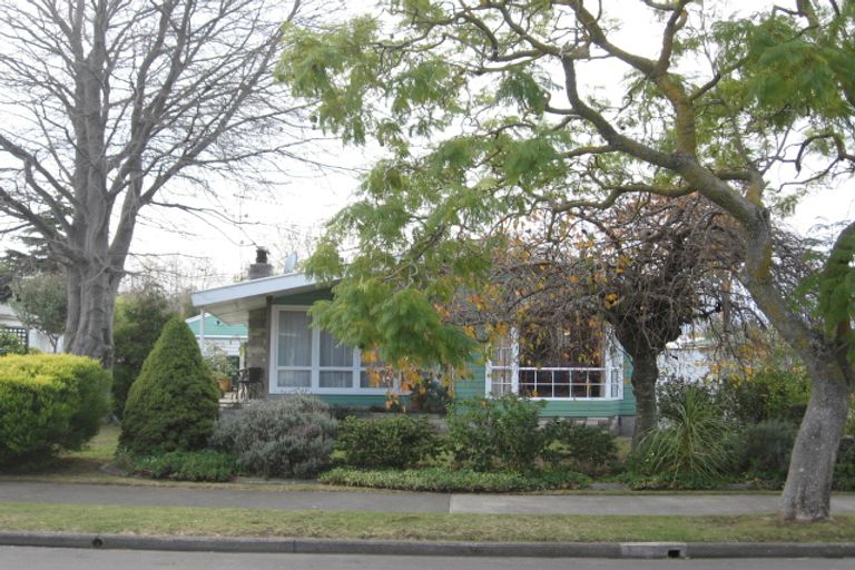 Photo of property in 19 Veronica Avenue, Marewa, Napier, 4110