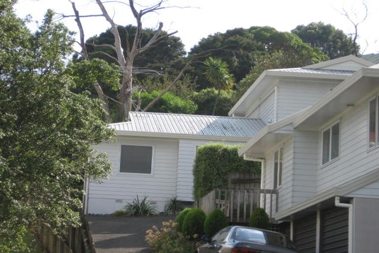 Photo of property in 1/106 Stapleford Crescent, Browns Bay, Auckland, 0630