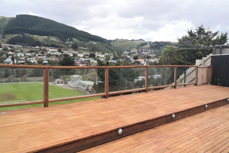 Photo of property in 23 Rembrandt Avenue, Tawa, Wellington, 5028
