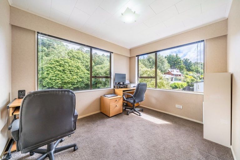 Photo of property in 31 Amber Grove, Birchville, Upper Hutt, 5018