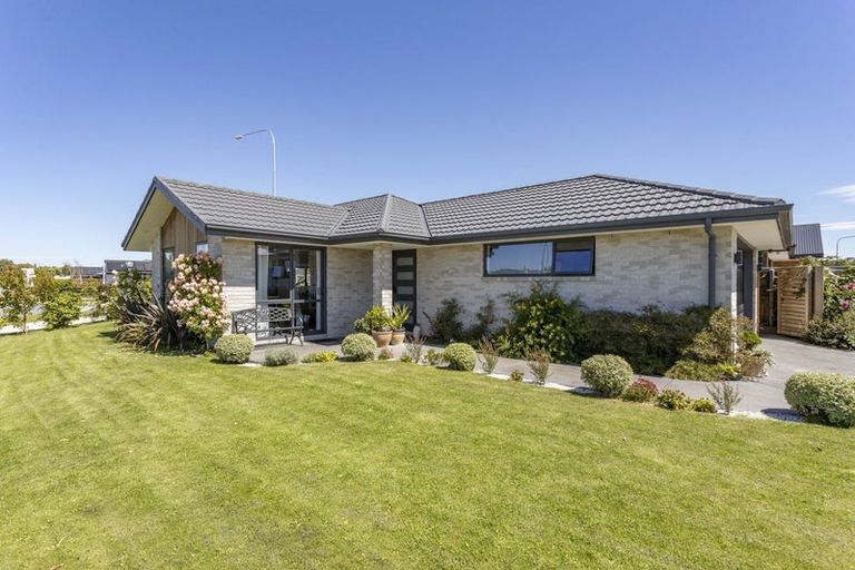 Photo of property in 18 Antill Street, Woodend, 7610