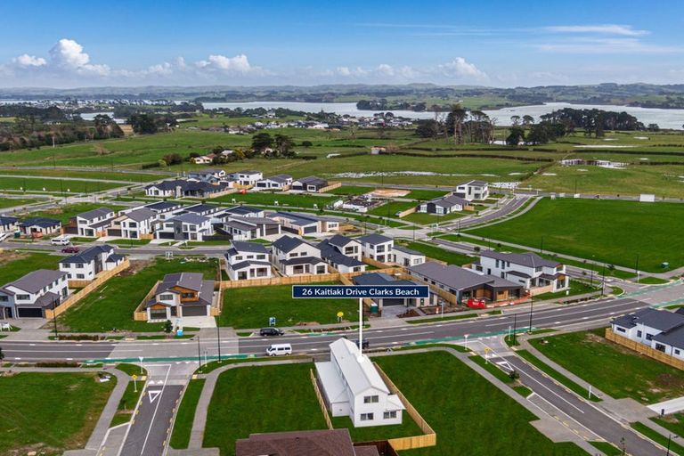 Photo of property in 26 Kaitiaki Drive, Clarks Beach, 2122