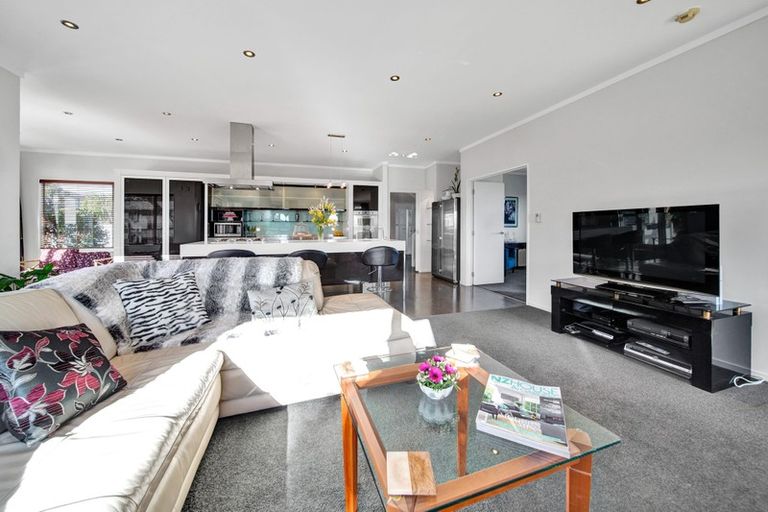 Photo of property in 39 Rata Street, Hawera, 4610