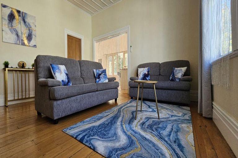 Photo of property in 106 Calliope Road, Stanley Point, Auckland, 0624